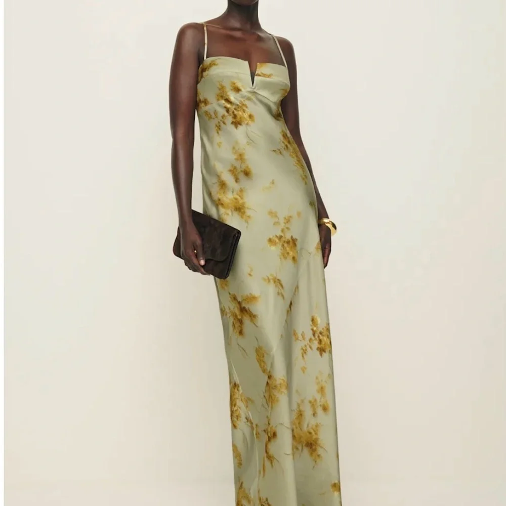 Reformation Brie Silk Dress - Picture 4 of 5